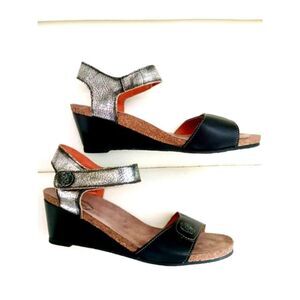 Taos Carousel Brand New Sandals Two Tone Size 10.5 /41